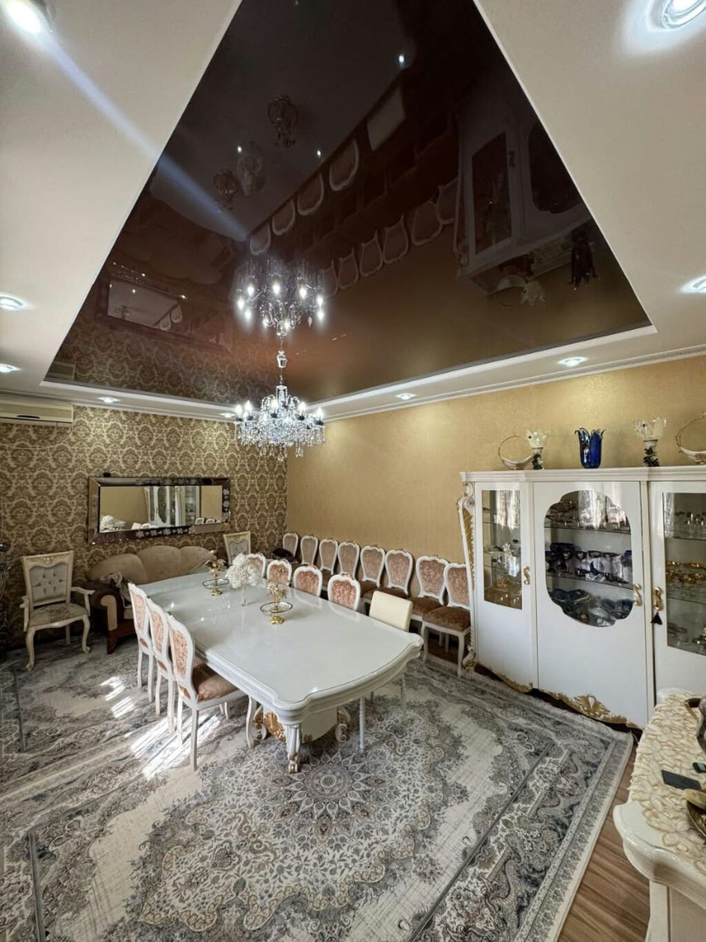 250 м², 6 комнат и более, ул. Кара-Дарыя, Семейным: фото 2