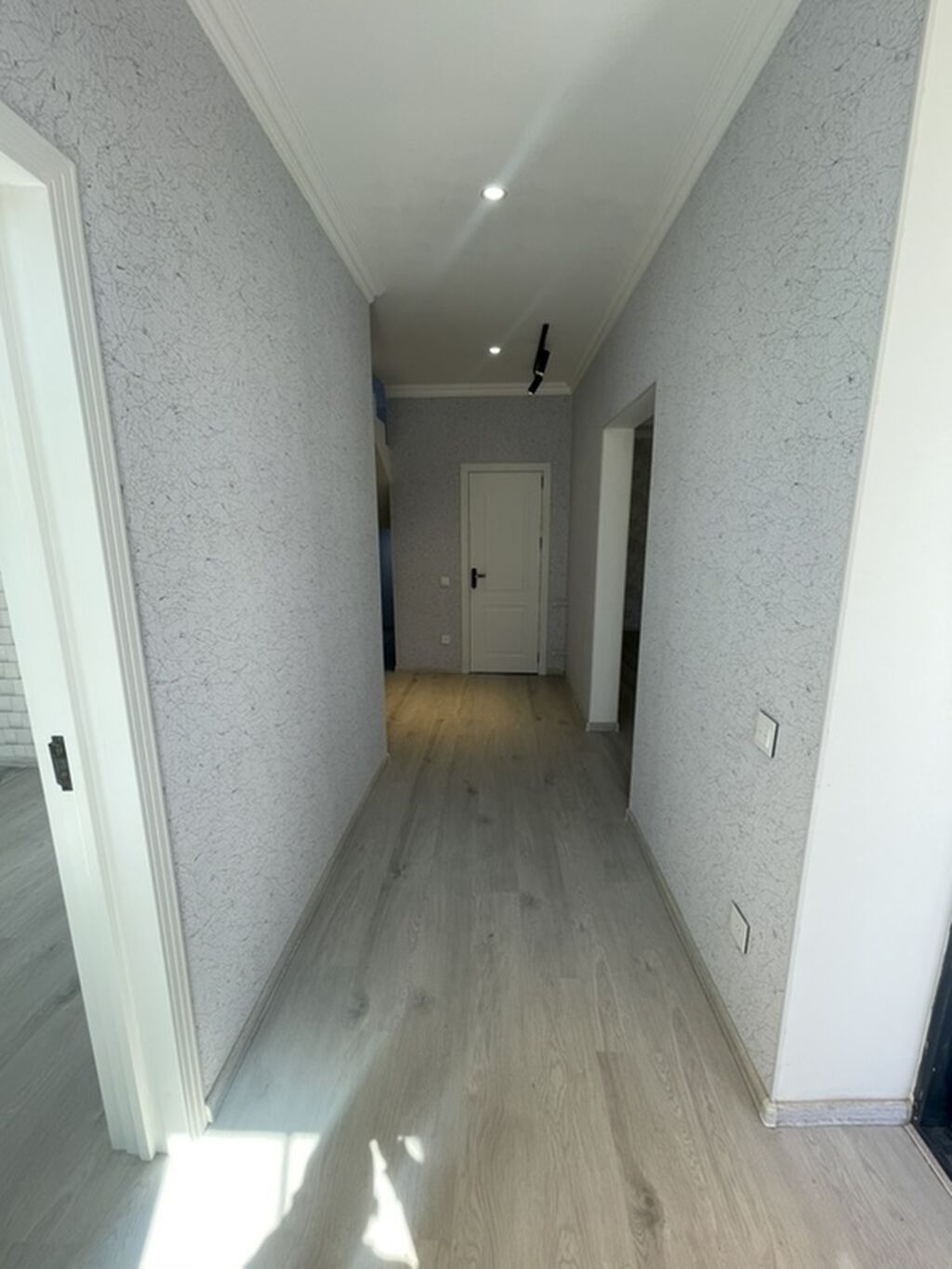 4 otaqlı, 155 kv. m