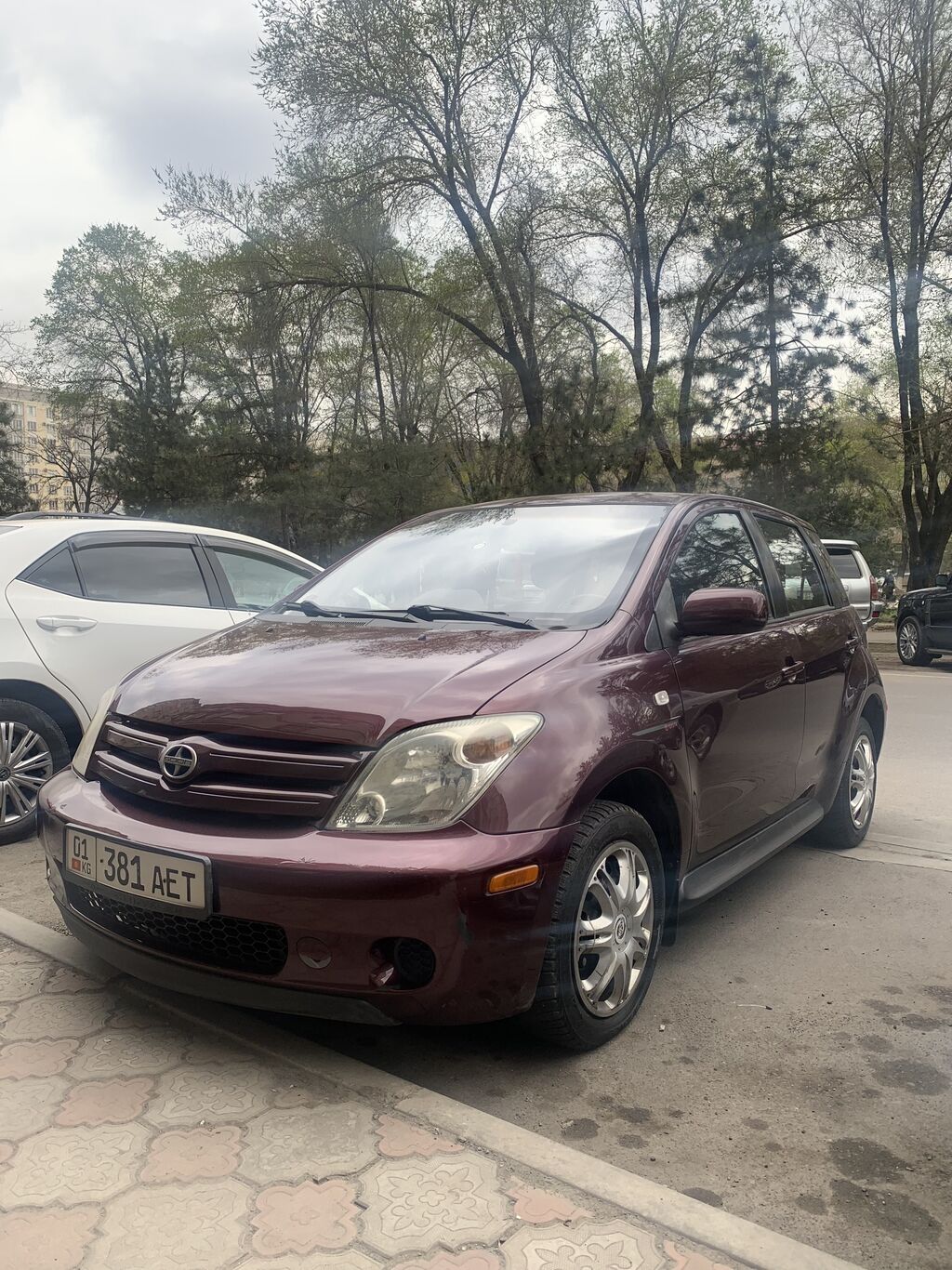 Toyota Scion 2004