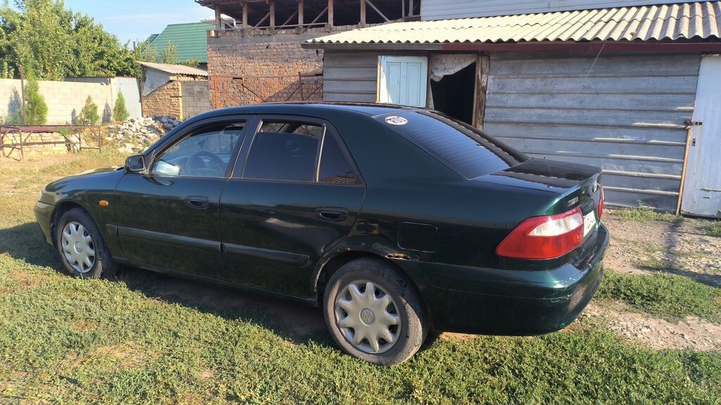 Mazda 626: 2000 г., 2 л, Механика, Бензин, Седан: фото 5