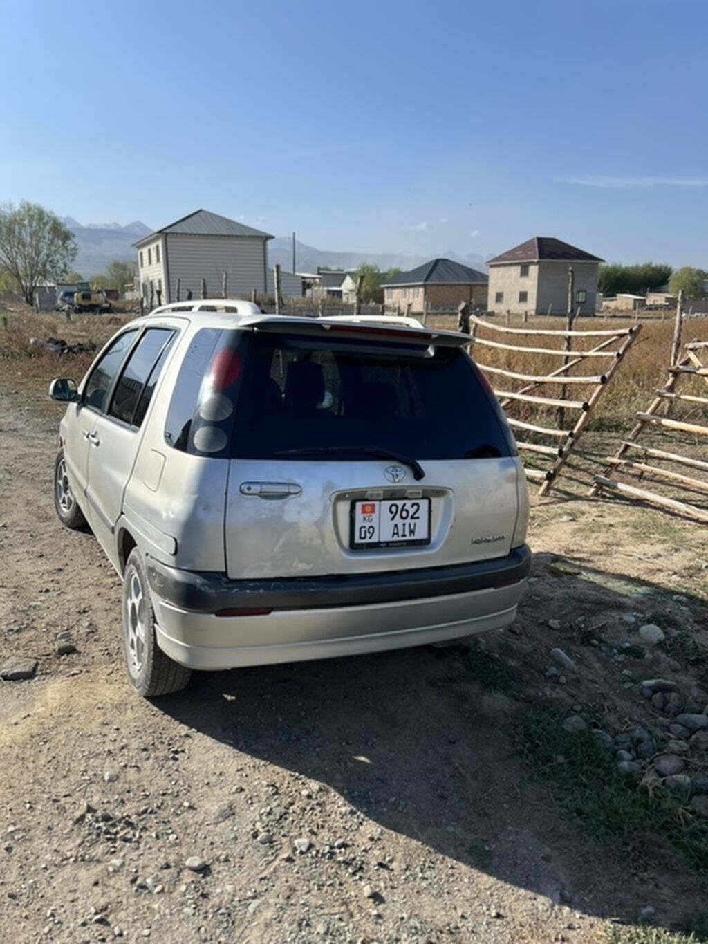 Toyota Raum: 2002 г., 1.5 л, Автомат, Бензин, Хэтчбэк: фото 4