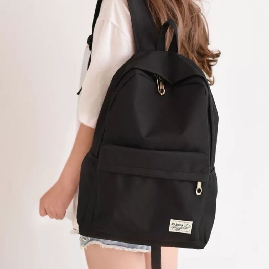 Чёрный рюкзак женский в школу