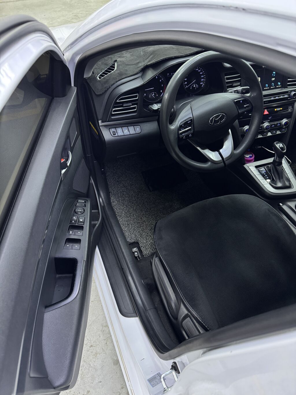 Hyundai Avante: 2019 г., 1.6 л, Автомат, Бензин, Седан: фото 5
