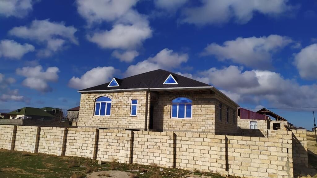 Mehdiabad 4 otaqlı, 175 kv. m, Təmirsiz