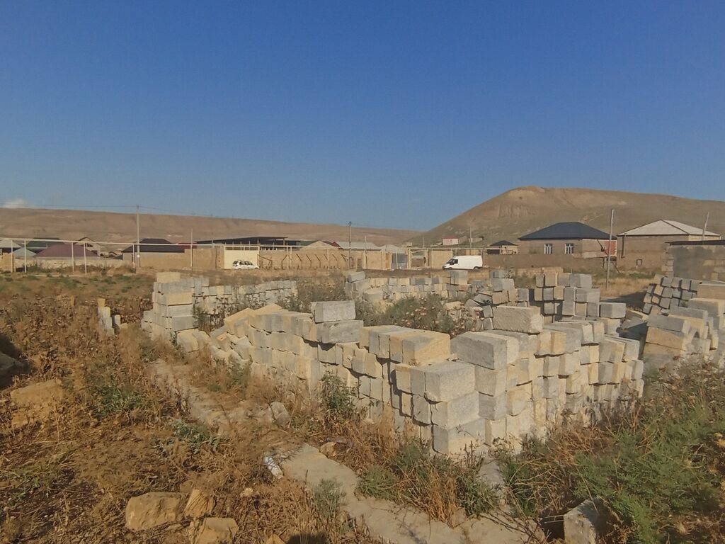2 sot, Tikinti, Maklerlər narahat etməsin, Bələdiyyə