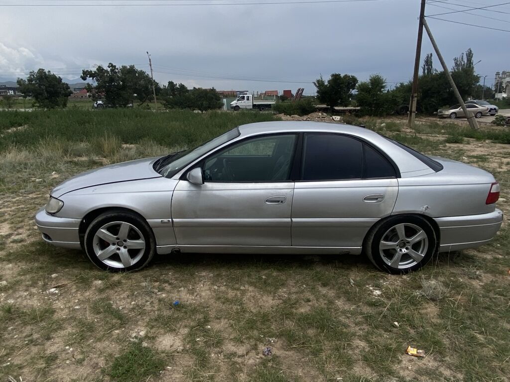 Opel Omega: 2003 г., 2.2 л, Механика, Бензин, Седан: фото 5