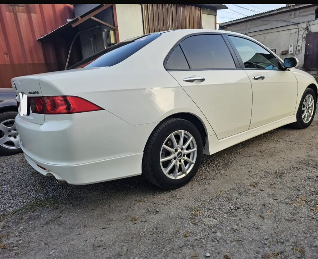 Honda Accord: 2003 г., 2.4 л, Автомат, Бензин, Седан: фото 3