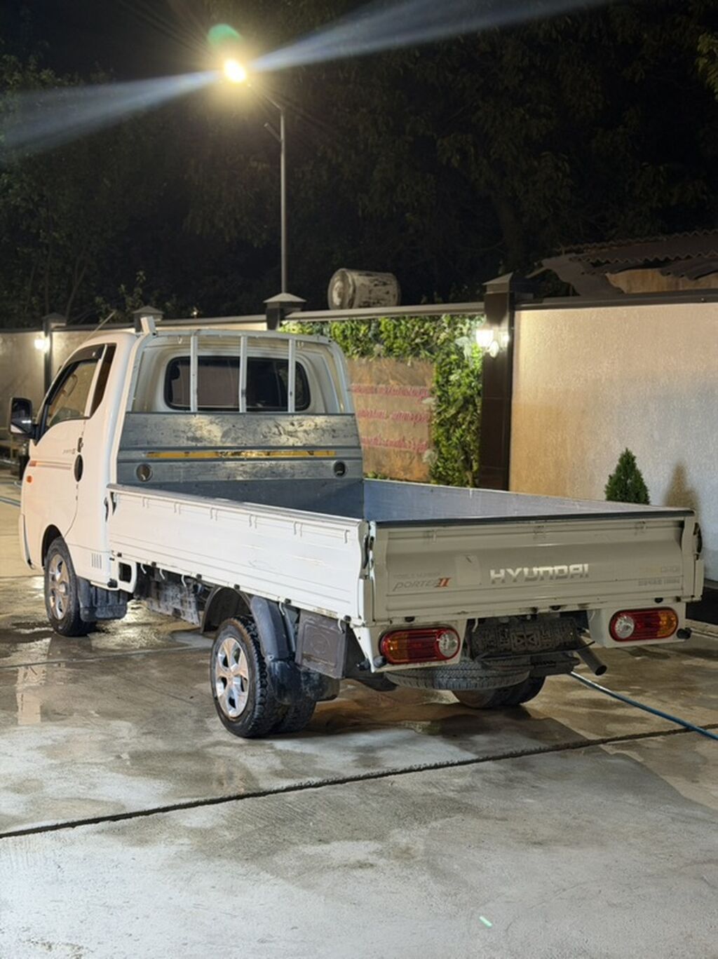 Hyundai Porter II — компактный грузовой бортовой пикап. Оргинал: фото 3