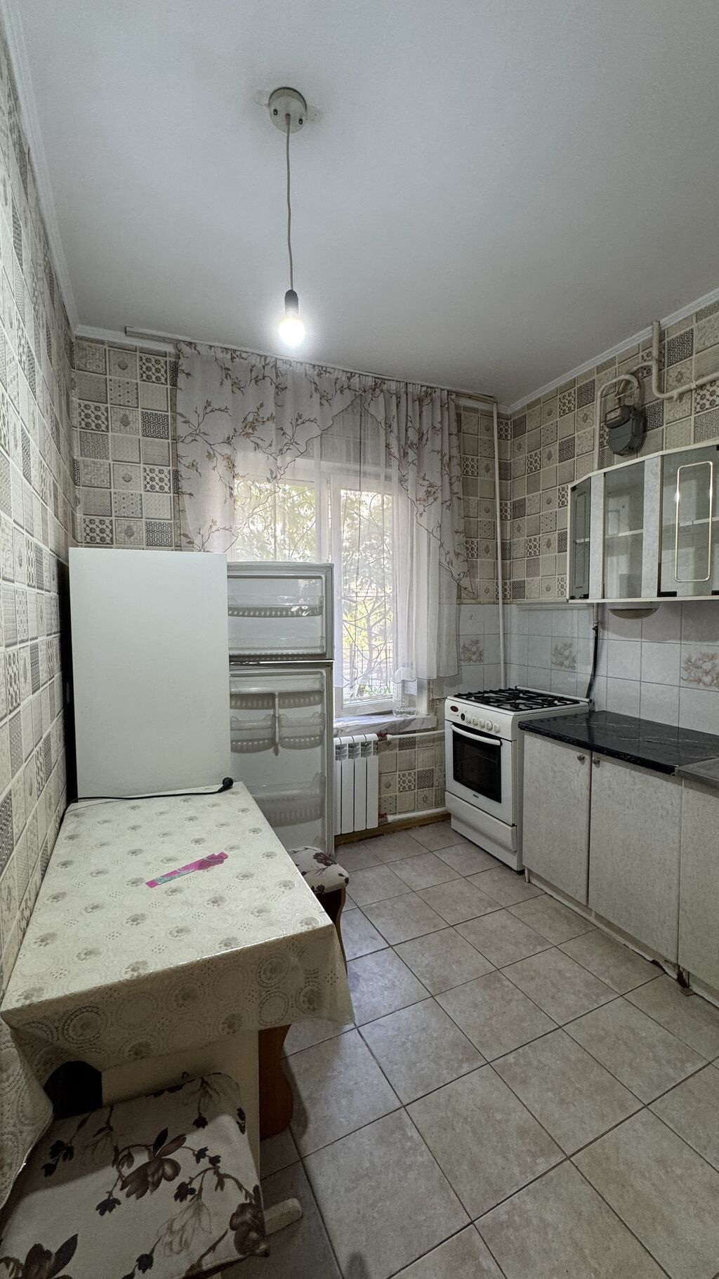 2 комнаты, 50 м², Аламедин-1 мкр 105 серия, 1 этаж, Требуется ремонт: фото 3