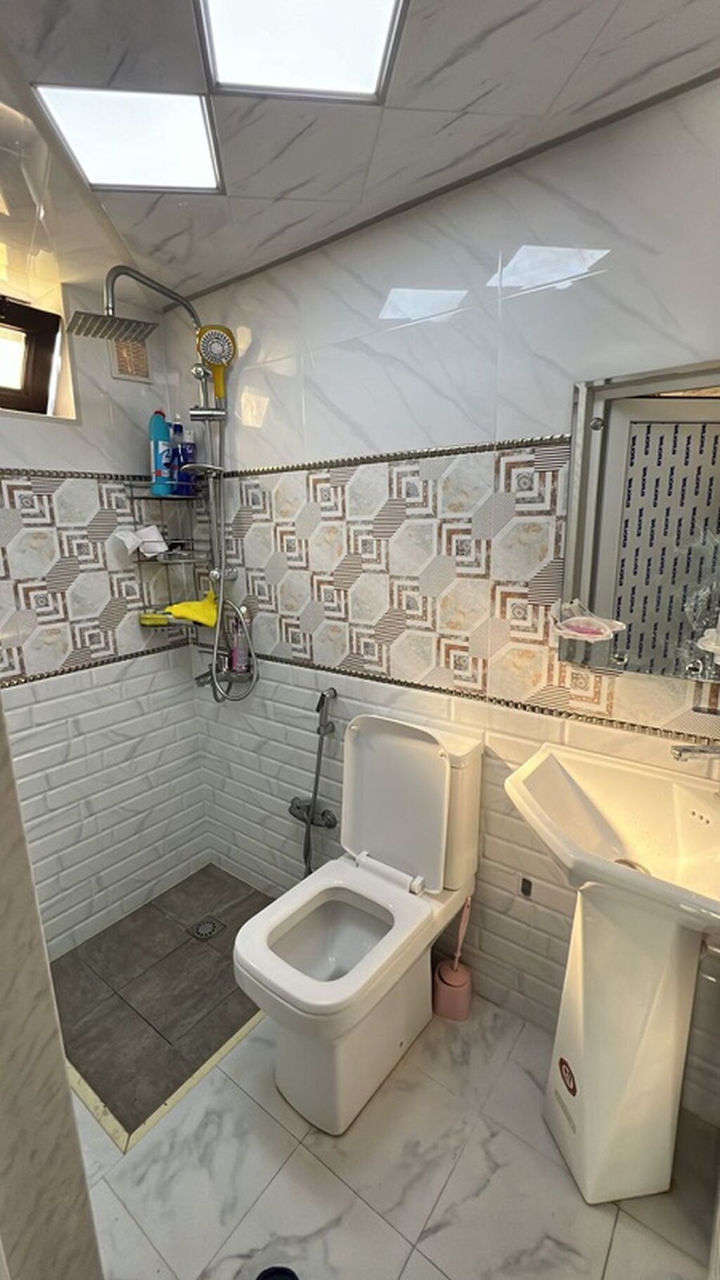 4 otaqlı, 124 kv. m, Yeni təmirli