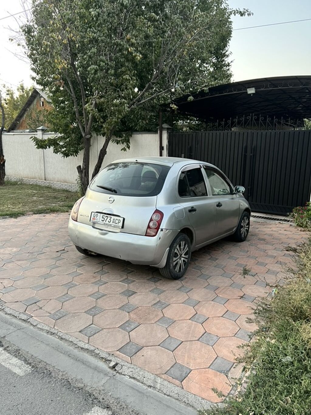 Nissan Micra: 2004 г., 1.2 л, Автомат, Бензин, Хэтчбэк: фото 4
