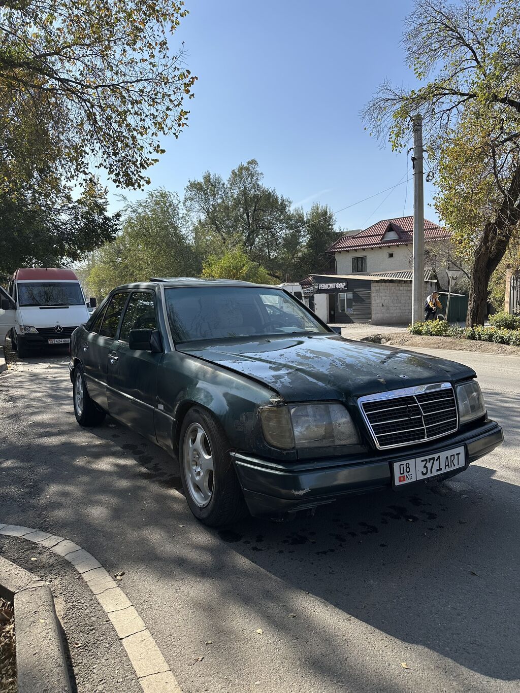 Mercedes-Benz E-Class: 1995 г., 2.2 л, Механика, Бензин, Седан: фото 2