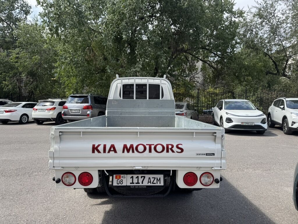 Kia Bongo III (K2500/K2700) * Кабина — 2 места * Дизель, автомат КПП: фото 4