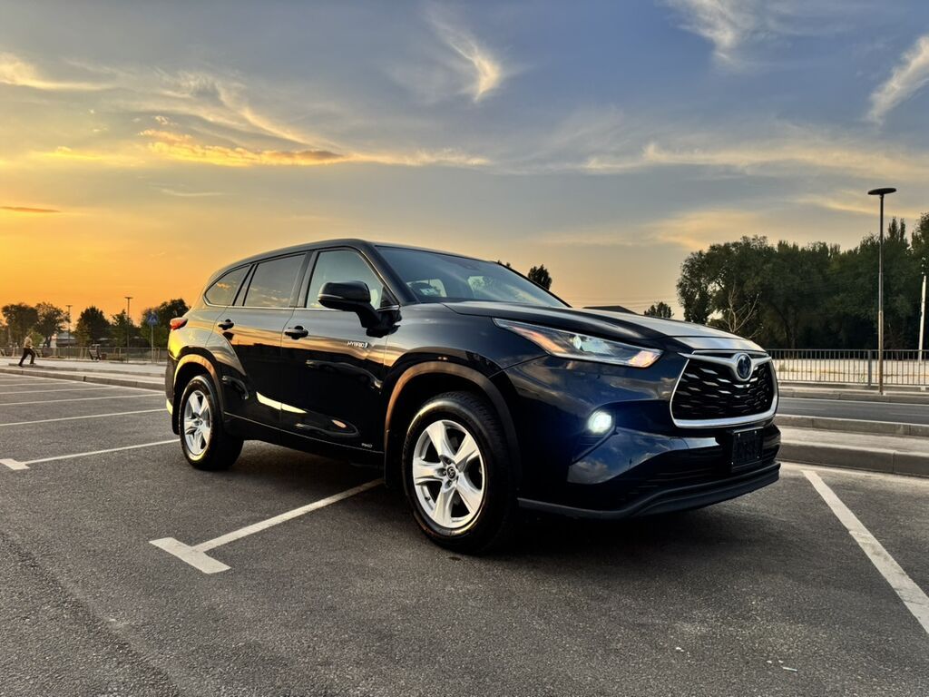 Toyota Highlander: 2021 г., 2.5 л, Вариатор, Гибрид, Кроссовер: фото 2