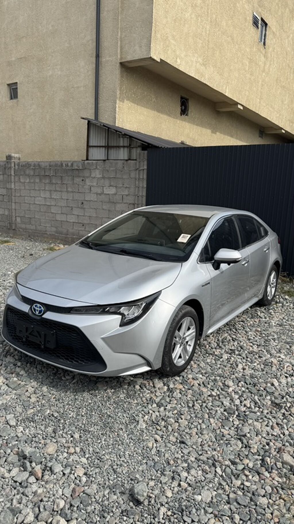 Toyota Levin: 2020 г., Гибрид, Седан: фото 1