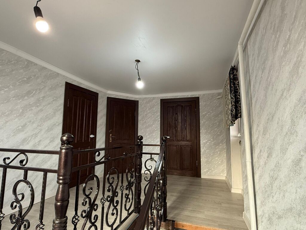 6 комнат, 160 м², 8 соток, Бишкек, Собственник: фото 2