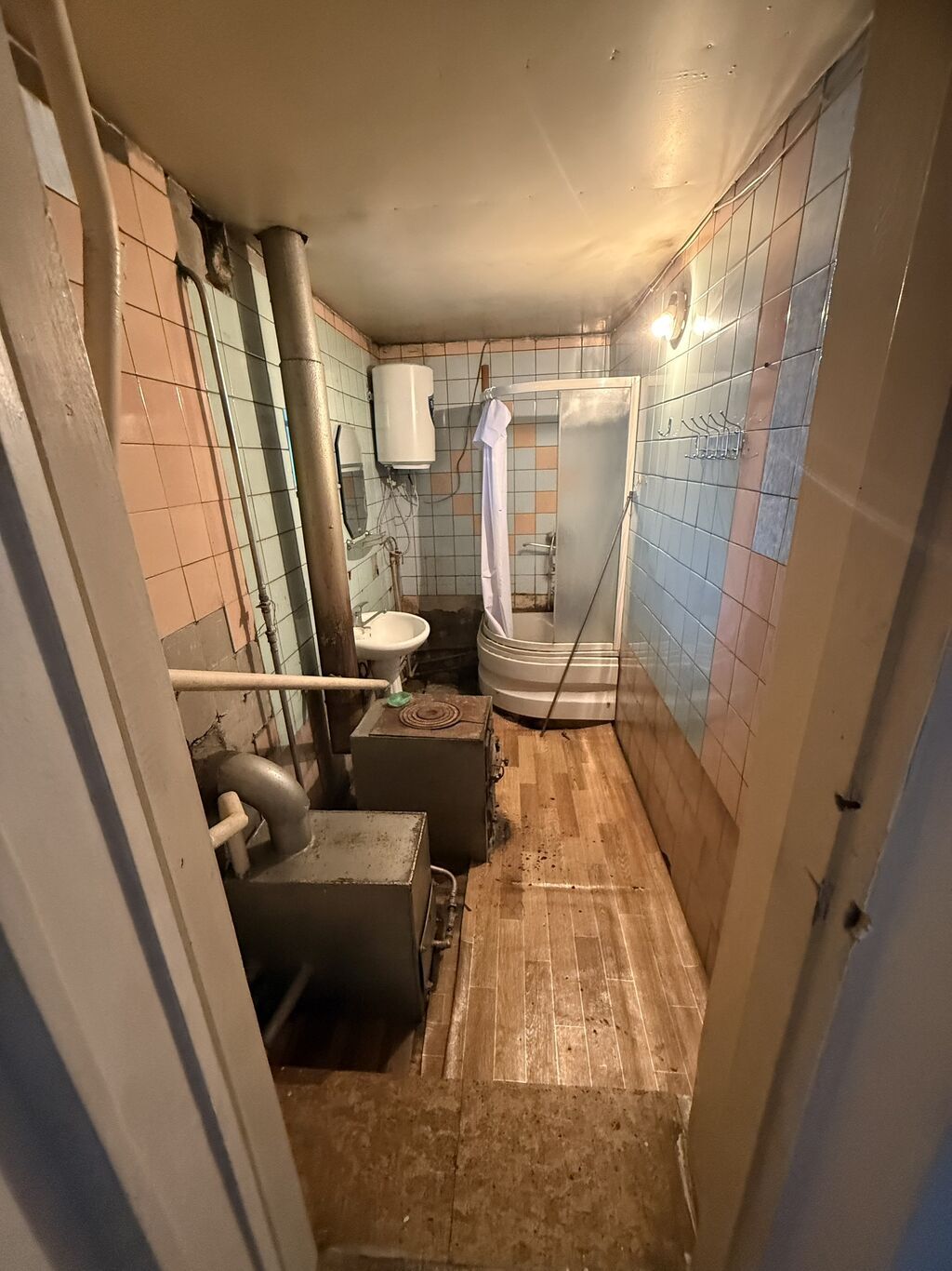 100 м², 2 комнаты, Парковка