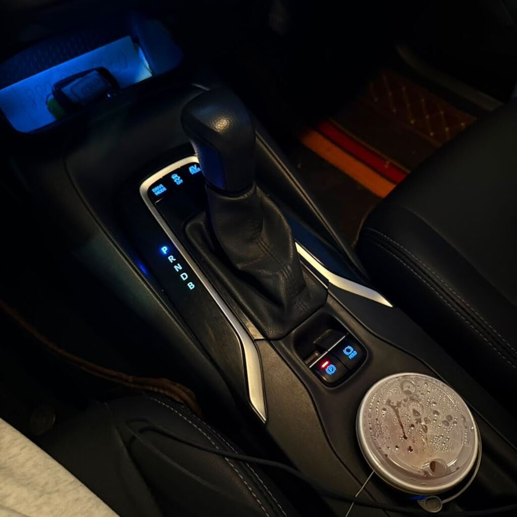 Toyota Levin: 2021 г., 1.8 л, Автомат, Гибрид, Седан: фото 6