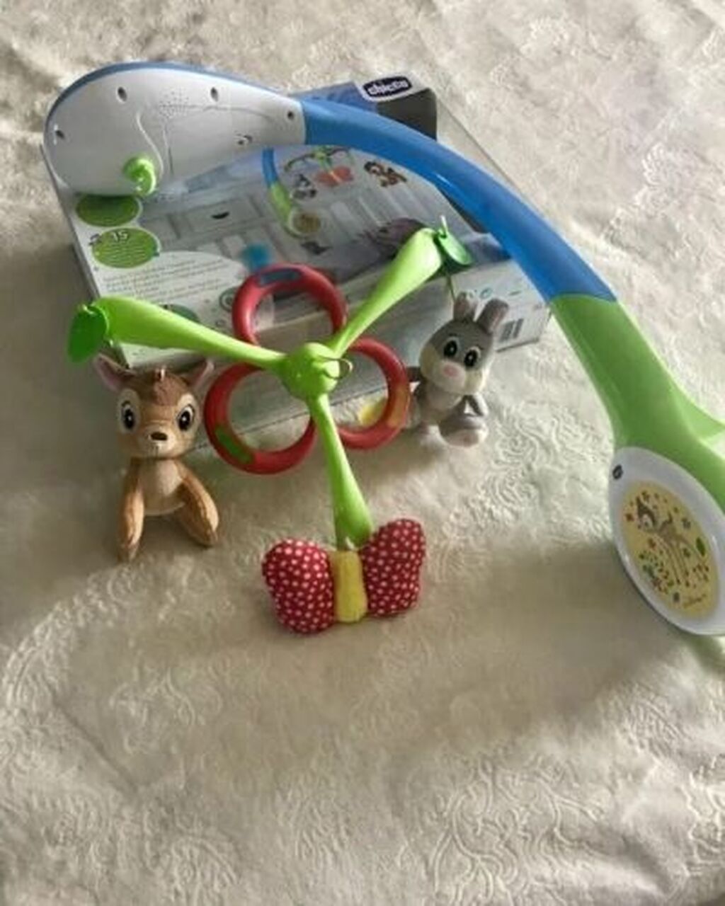Chicco игрушка зеленая с палками