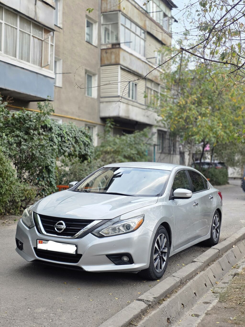 Nissan Altima: 2017 г., 2.5 л, Вариатор, Бензин, Седан: фото 2