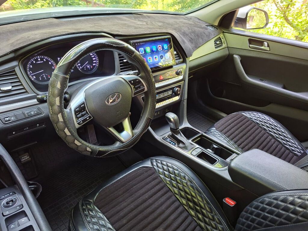 Hyundai Sonata: 2018 г., 2 л, Автомат, Газ, Седан: фото 8