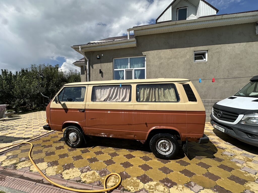 Volkswagen Transporter: 1984 г., Бус: фото 5