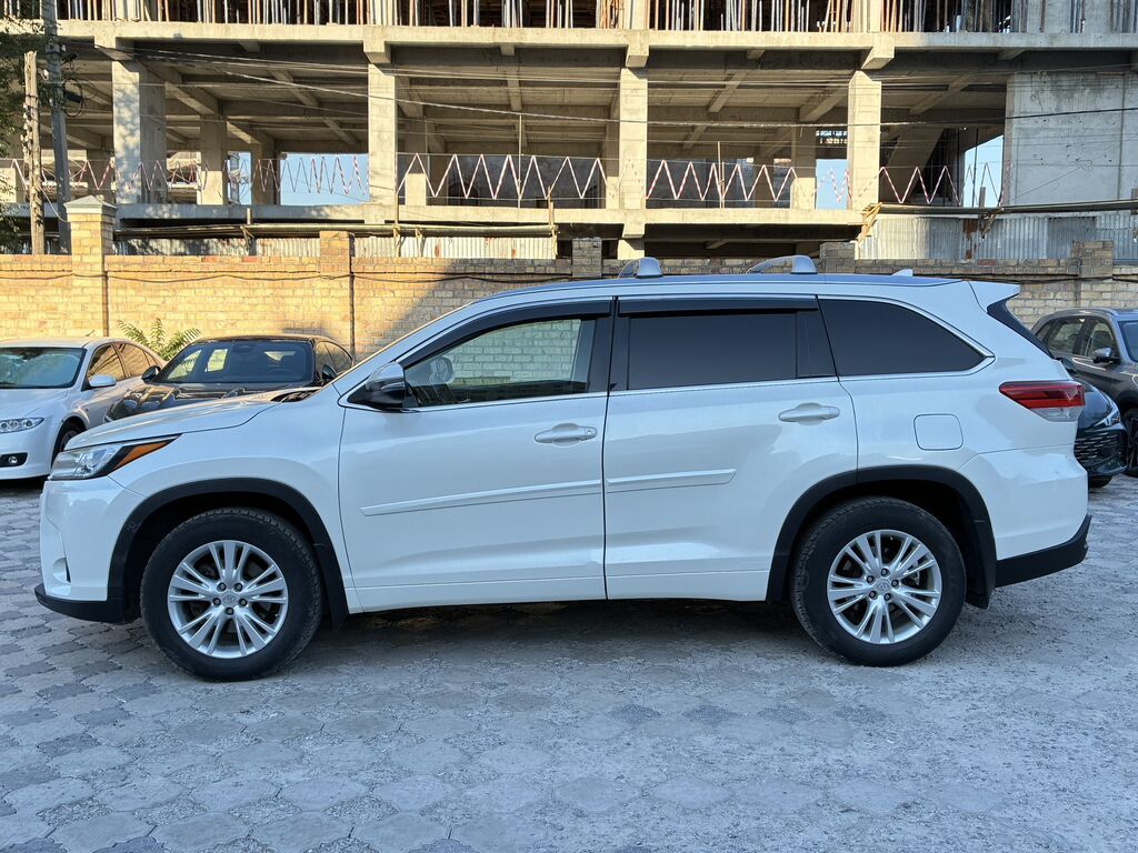 Toyota Highlander: 2016 г., 3.5 л, Автомат, Бензин, Внедорожник: фото 5