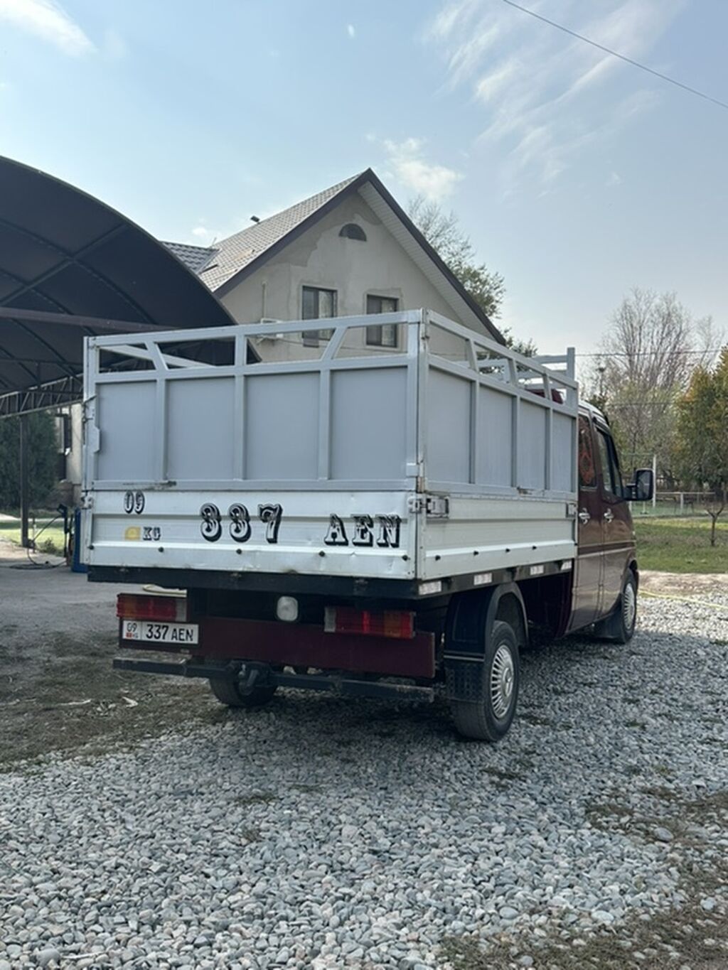 Продам Мерседес Бенз спринтер 2004 года Объем 2.7CDI тяга пушка Машина: фото 3