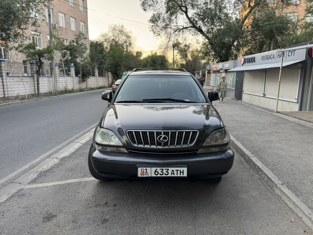 Lexus RX: 2001 г., 3 л, Автомат, Газ, Кроссовер: фото 3