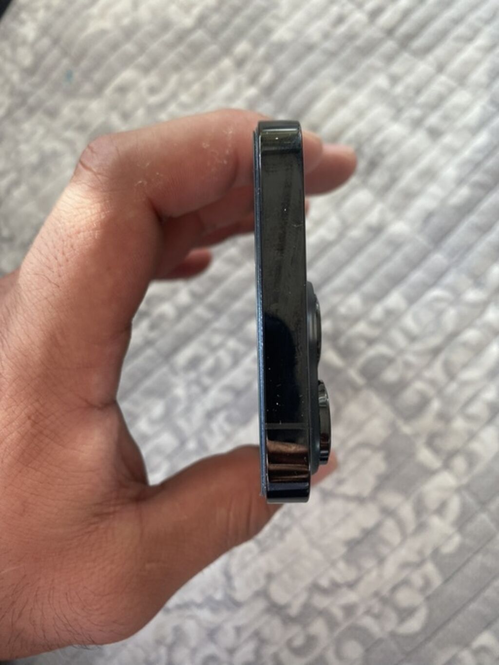 Apple iPhone с тройным модулем камеры Pro‑уровня в цвете: фото 2