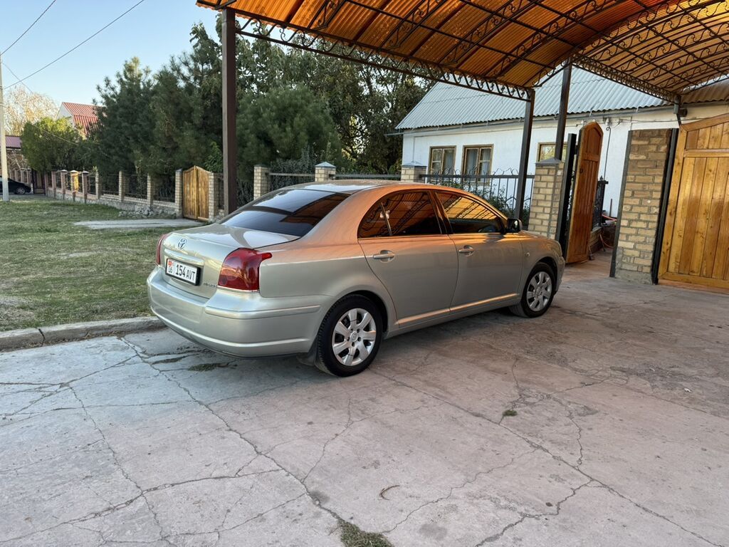 Toyota Avensis: 2006 г., 2.4 л, Автомат, Бензин, Седан: фото 3