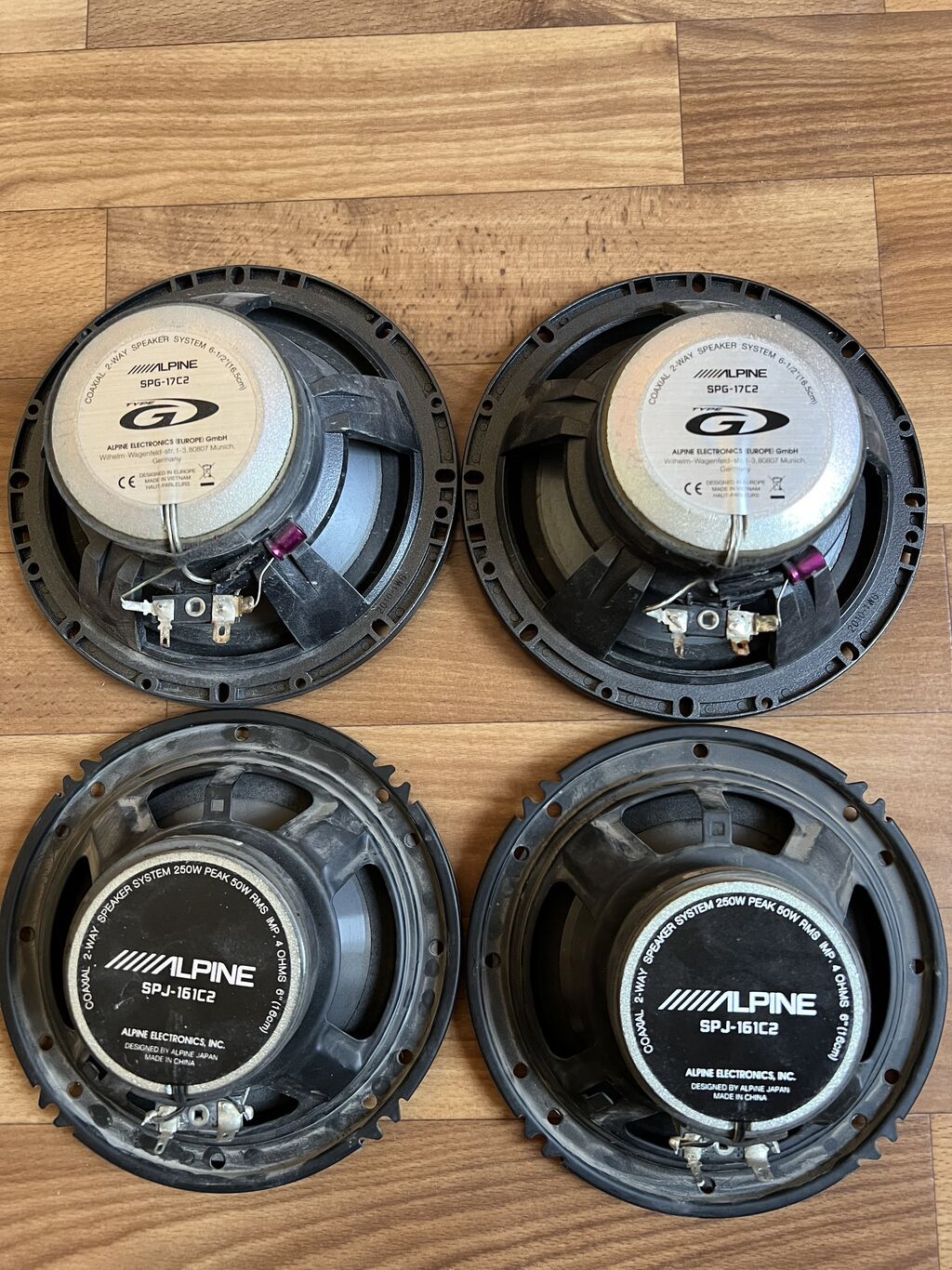 Продаю оригинальные колонки Alpine 240w в отличном состоянии 4 шт — фото 2