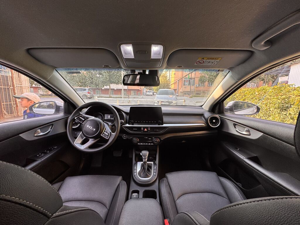 Kia K3: 2023 г., 1.6 л, Автомат, Бензин, Седан: фото 8