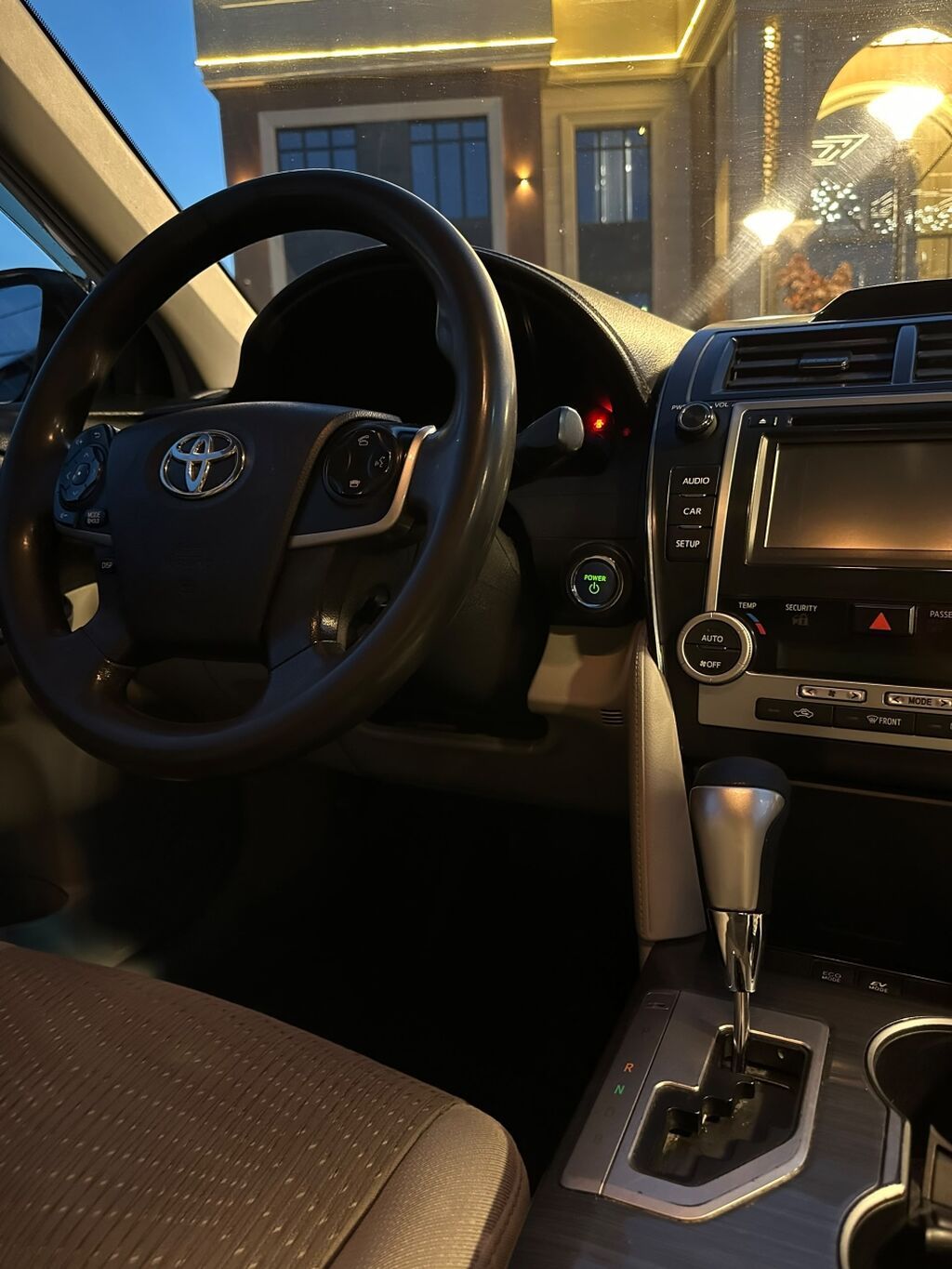 Toyota Camry: 2014 г., 2.5 л, Автомат, Гибрид, Седан: фото 5