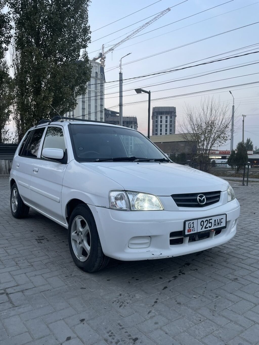 Mazda Demio: 2002 г., 1.3 л, Автомат, Бензин, Хэтчбэк: фото 2