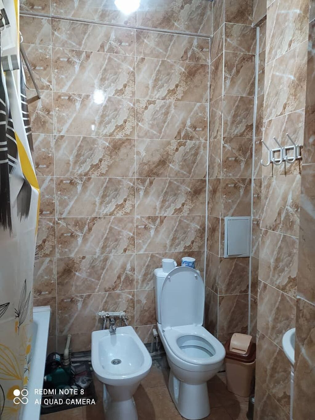 1 комната, Эконом, Дордой Плаза ТРЦ, Душевая кабина, Постельное белье, Кондиционер: фото 3