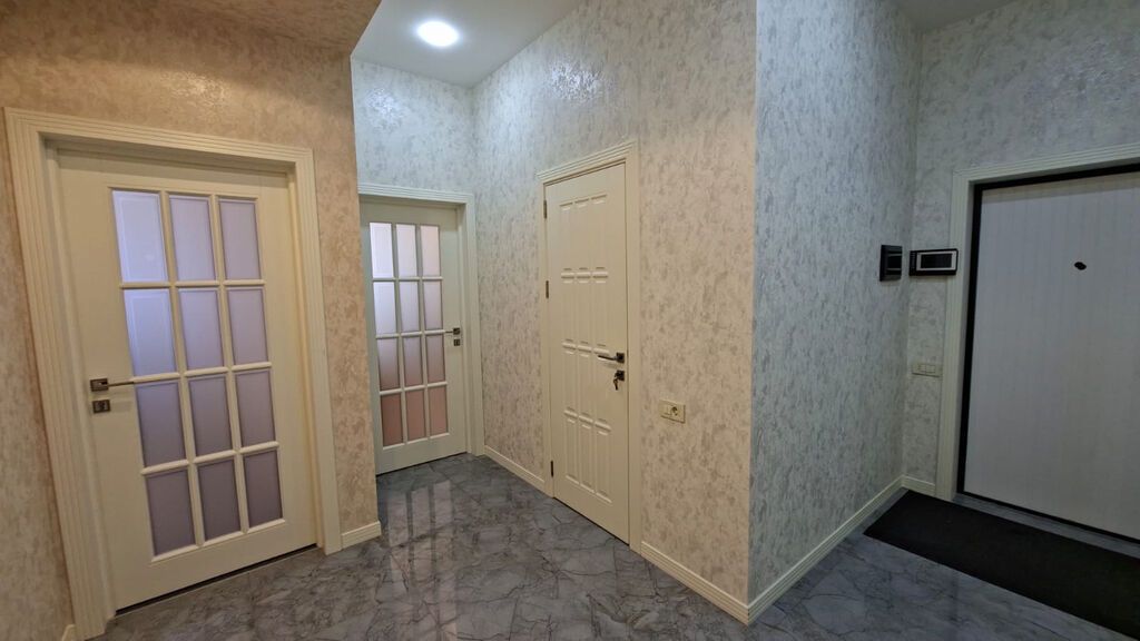 2 otaqlı, Yeni tikili, 72 kv. m