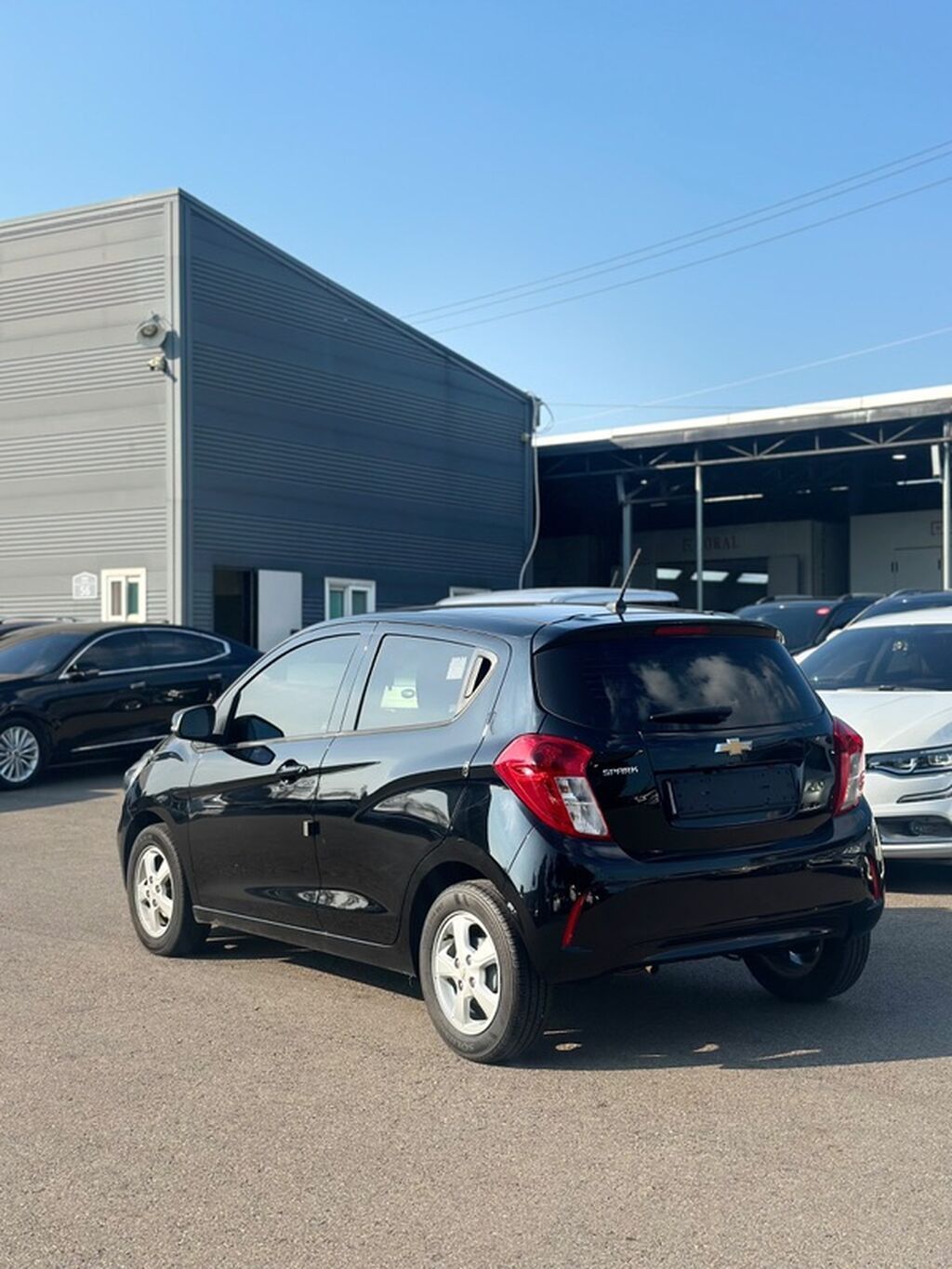 Chevrolet Spark: 2020 г., 1 л, Автомат, Бензин, Хэтчбэк: фото 3