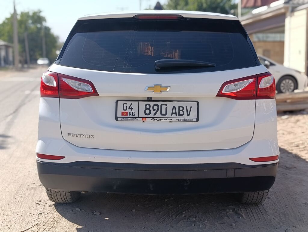 Chevrolet Equinox: 2018 г., 1.5 л, Автомат, Бензин, Кроссовер: фото 3