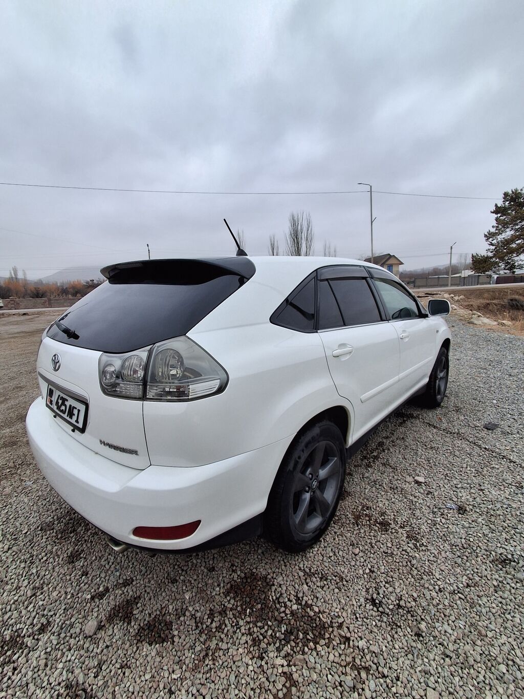 Toyota Harrier: 2004 г., 3 л, Кроссовер: фото 2
