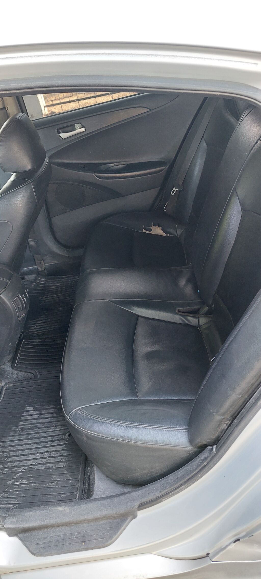 Hyundai Sonata: 2010 г., 2 л, Автомат, Газ, Седан: фото 7