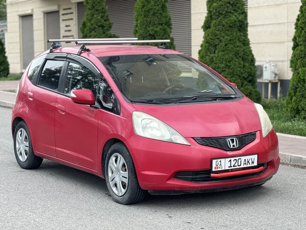 Honda Jazz: 2009 г., 1.5 л, Вариатор, Бензин, Хэтчбэк: фото 1