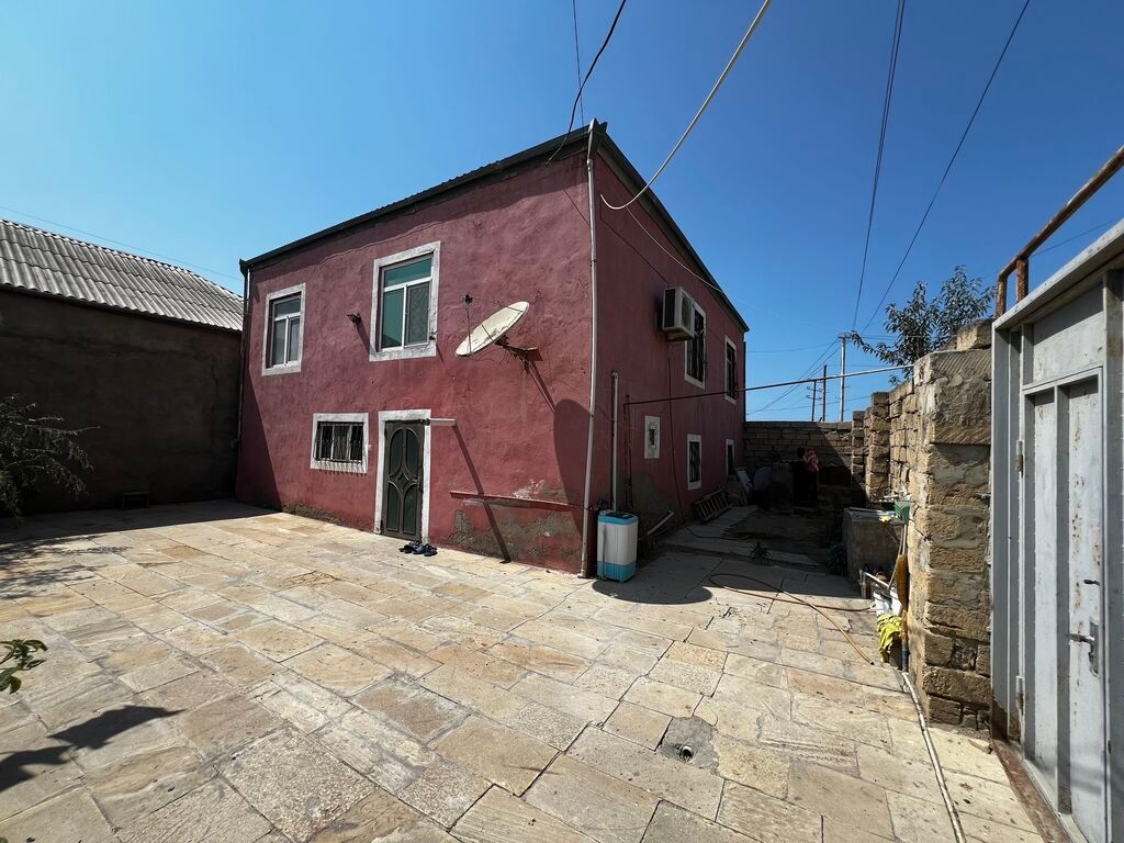 Sarayda 8 otaqlı həyət evi satılır, 220 m², 95 000 AZN, şəkil 2 / 12
