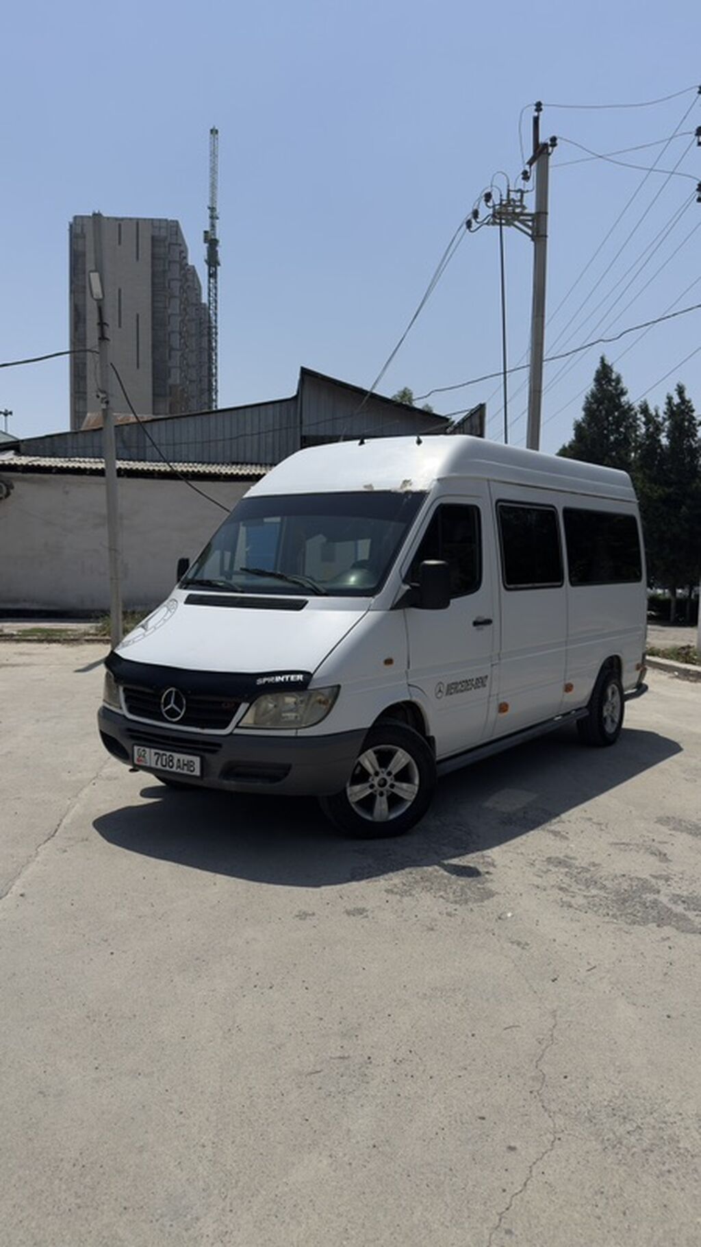 Mercedes-Benz Sprinter (короткий база, высокий крыша) — пассажирский: фото 1