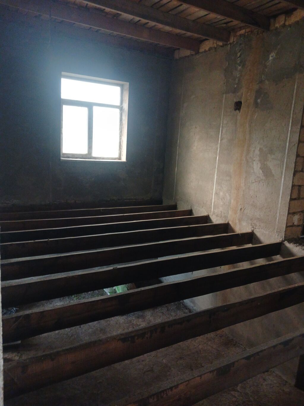 4 otaqlı, 115 kv. m, Kredit yoxdur, Təmirsiz