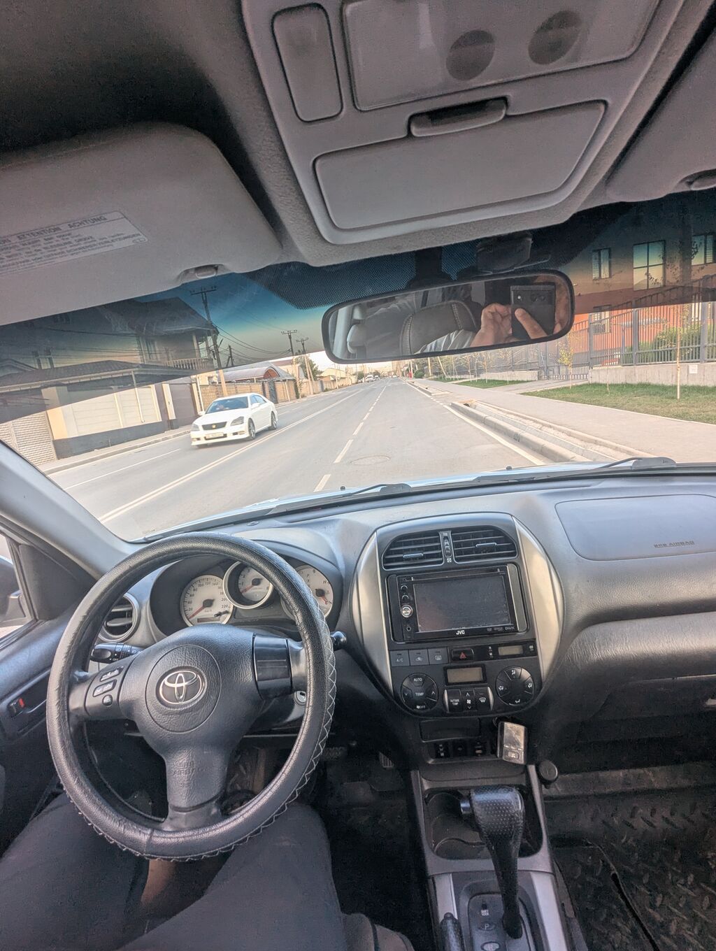 Toyota RAV4: 2005 г., 2 л, Автомат, Бензин, Кроссовер: фото 4