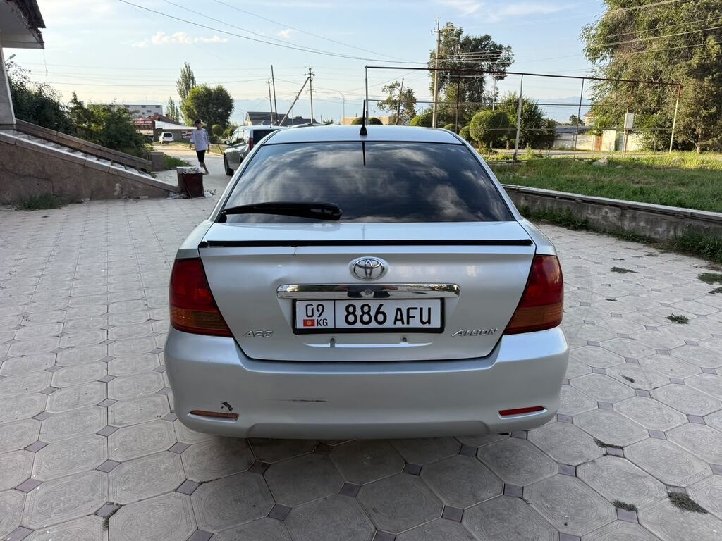 Toyota Allion: 2004 г., 2 л, Автомат, Бензин, Седан: фото 6