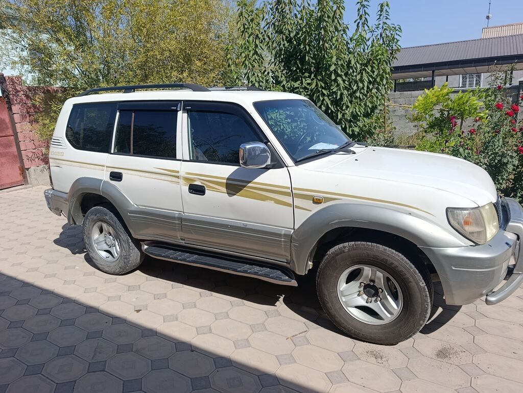 Toyota Land Cruiser Prado: 2008 г., 2.5 л, Механика, Бензин, Внедорожник: фото 2