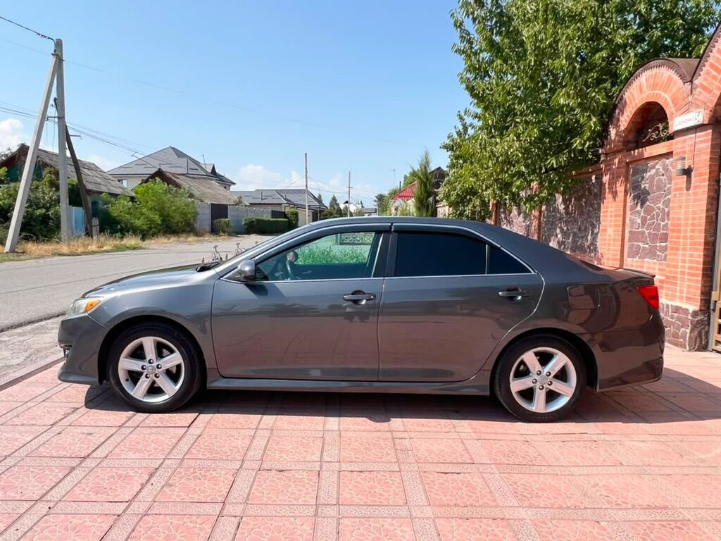Toyota Camry: 2014 г., 2.5 л, Автомат, Газ, Седан: фото 7