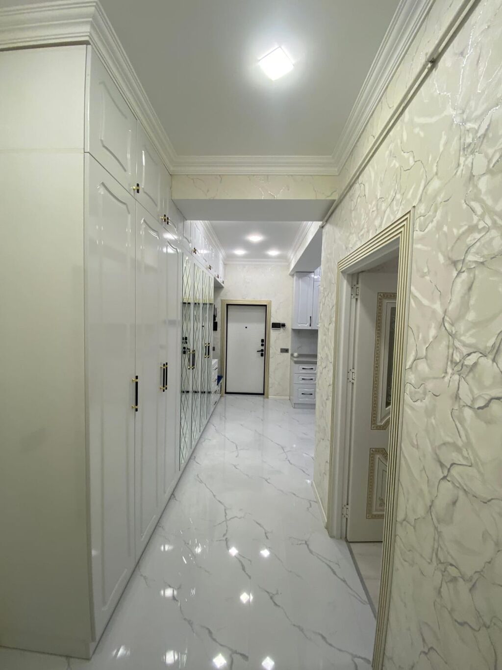 3 otaqlı, Yeni tikili, 82 kv. m